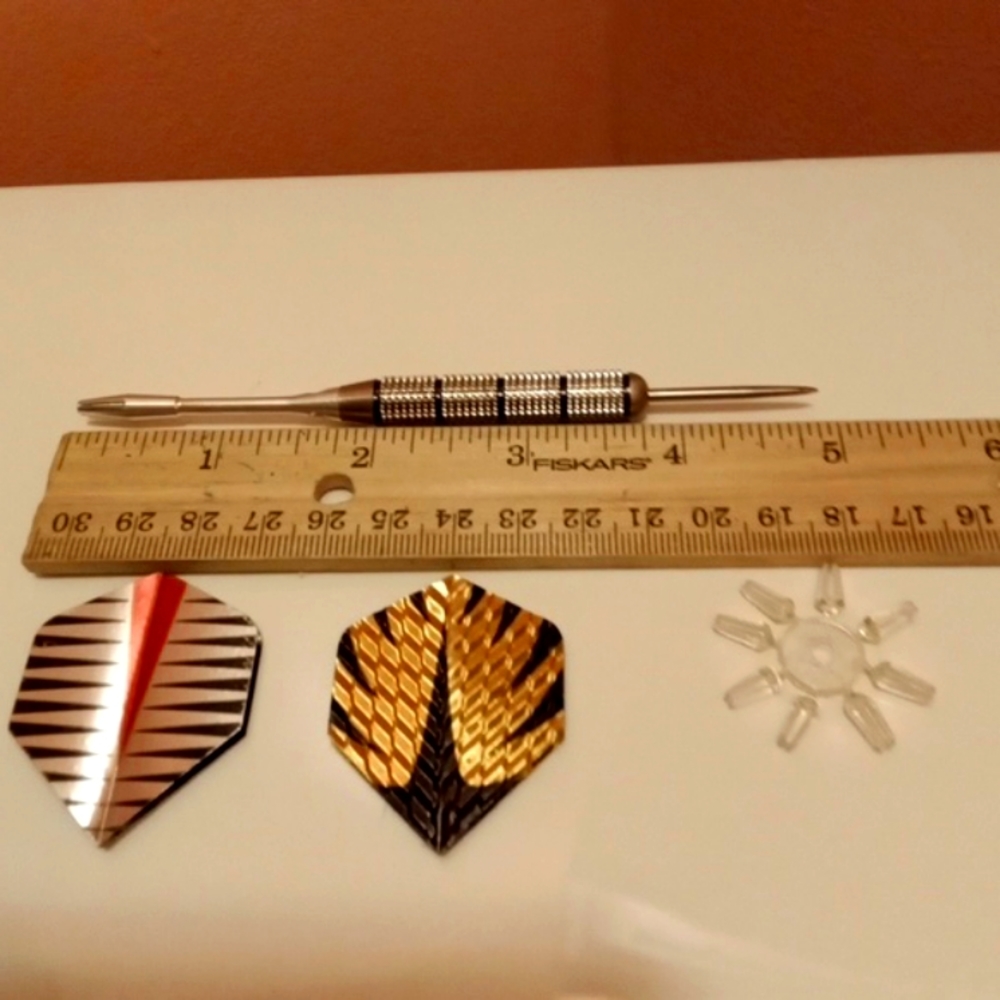 UNICORN DART SET WITH CASE - Picture 3 of 3